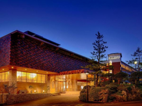 Отель Yukai Resort Unzen Toyokan  Ундзен
